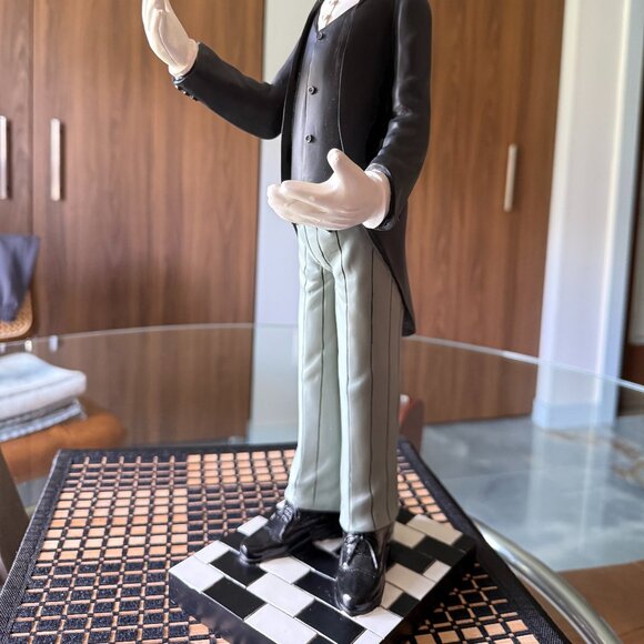 Bombay 18.5" James The Butler Wine Bottle Holder Statue Sculpture Figurine - Picture 7 of 12